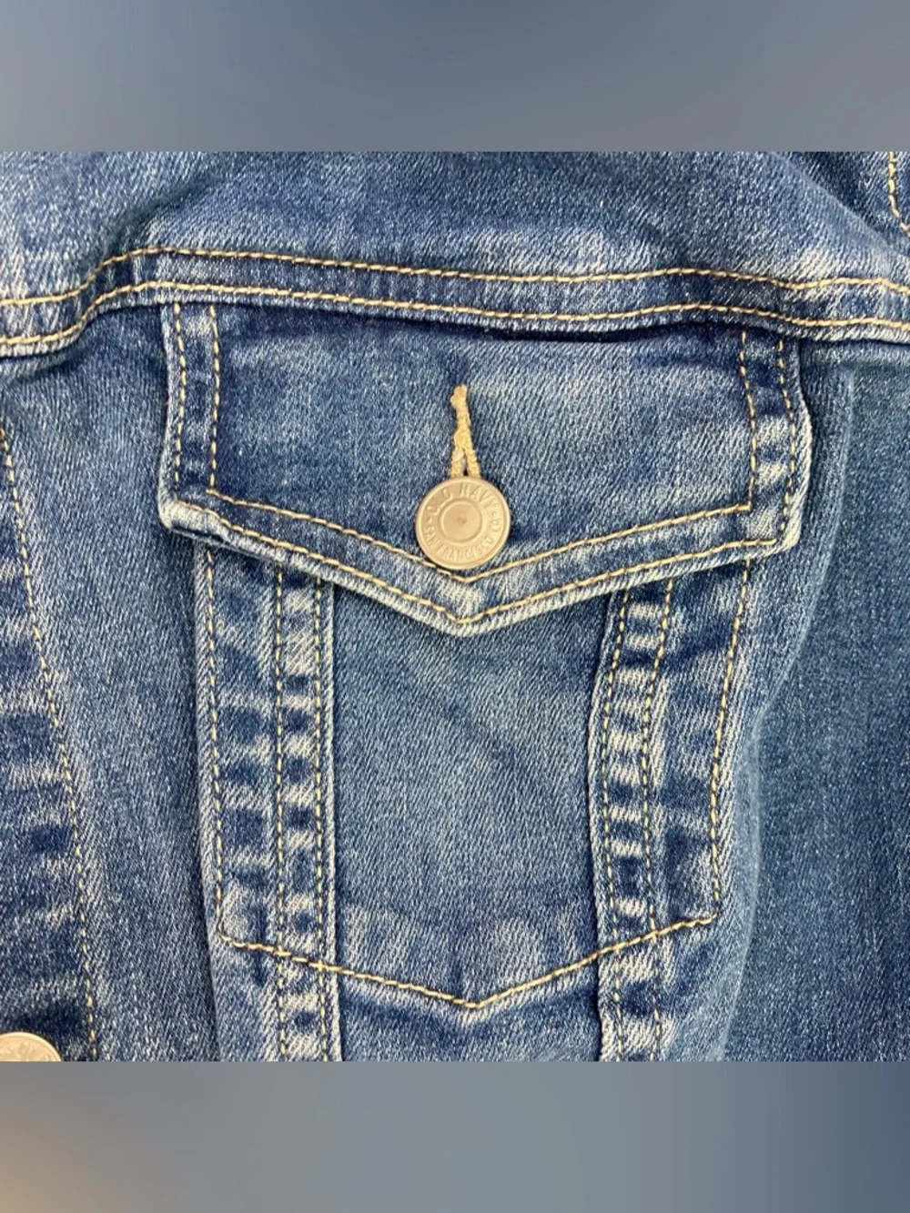 Old Navy Jean Jacket Blue Denim Medium Wash Button Up Women's Size 2X Plus. - Picture 3 of 8